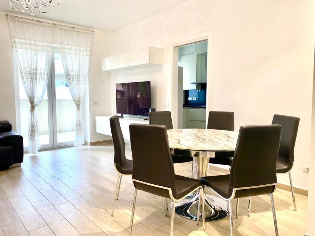 Appartamento Mpm - Belinzaghi 5 6 Pax *